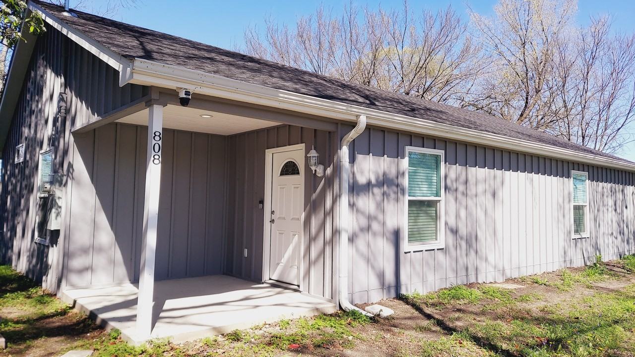 808 S Bois D Arc St #NA