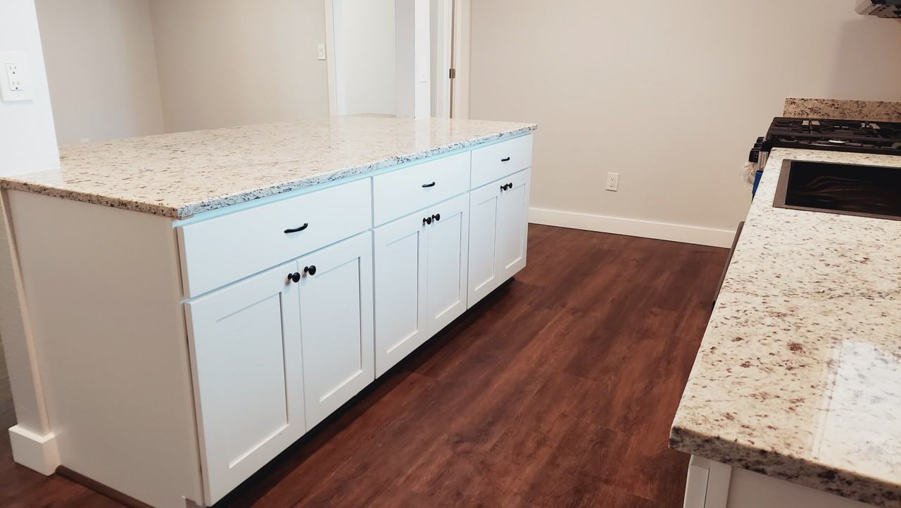 808 S Bois D Arc St #NA - Photo 4 of 12