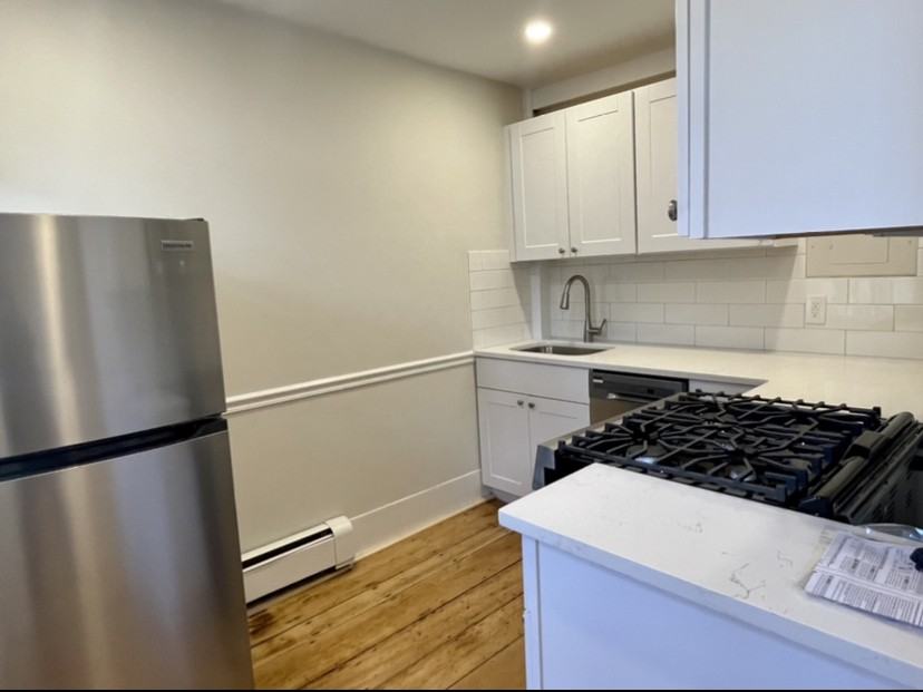 42 Fayette St #2A - Photo 3 of 7