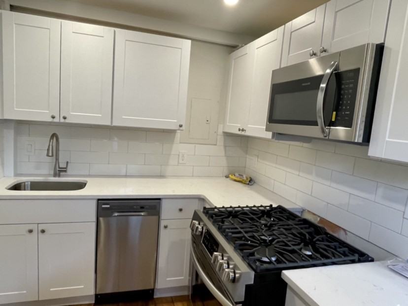 42 Fayette St #2A - Photo 4 of 7