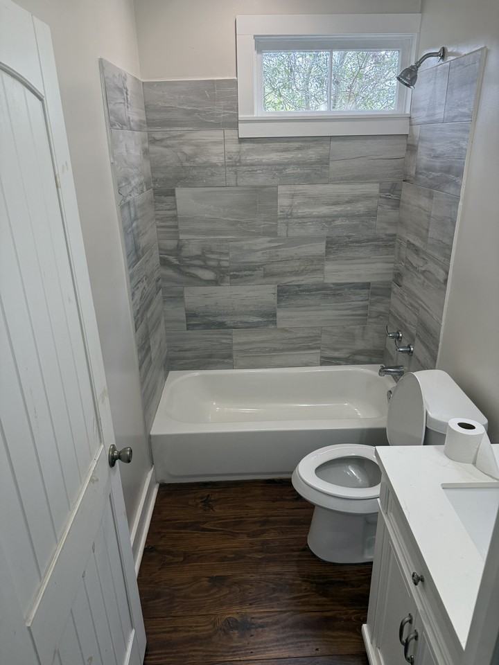 2080 N Rocheblave St #NA - Photo 2 of 13