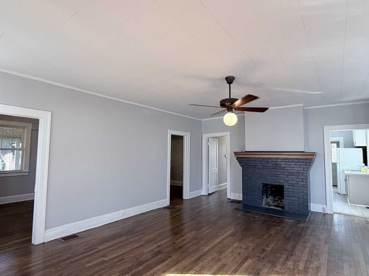 25 Walton St #NA - Photo 2 of 26