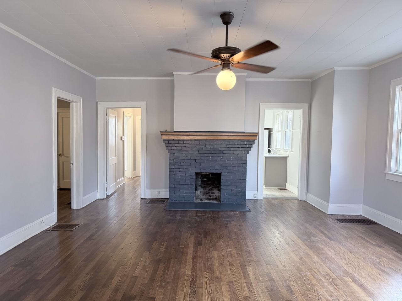 25 Walton St #NA - Photo 3 of 26