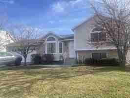 featured image of 758 E New England Dr #NA