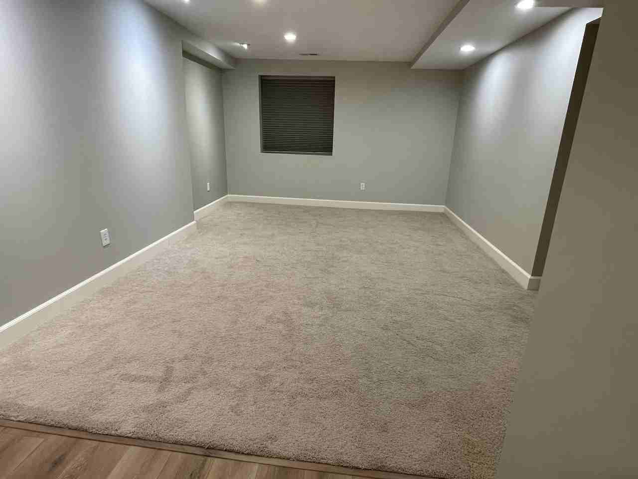 11644 S Thornberry Dr #NA - Photo 3 of 39