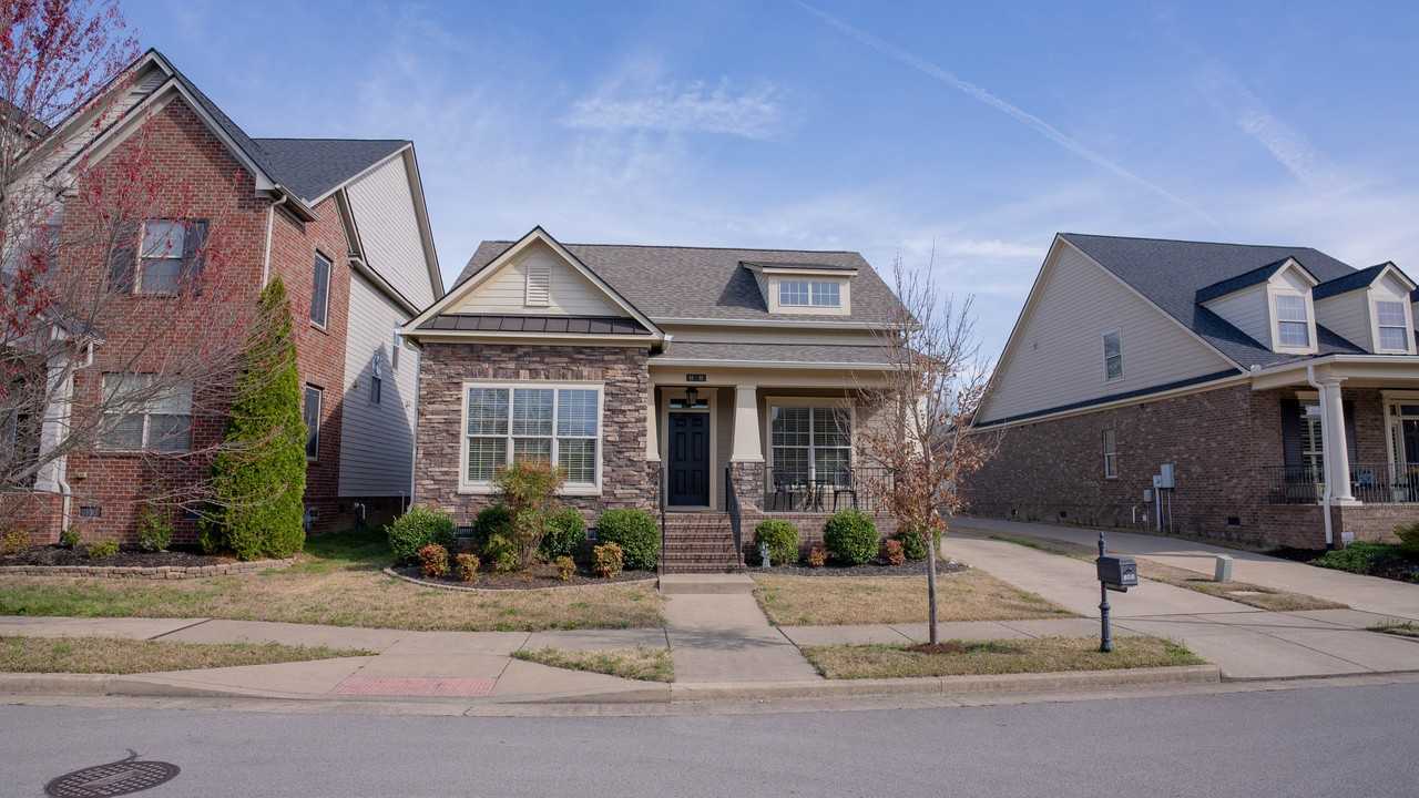 808 Charming Ct #NA - Photo 2 of 26