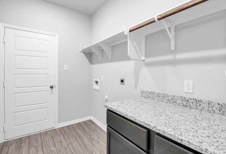 1833 Horatio St #NA - Photo 7 of 9