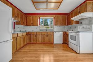 featured image of 825 Signal Court