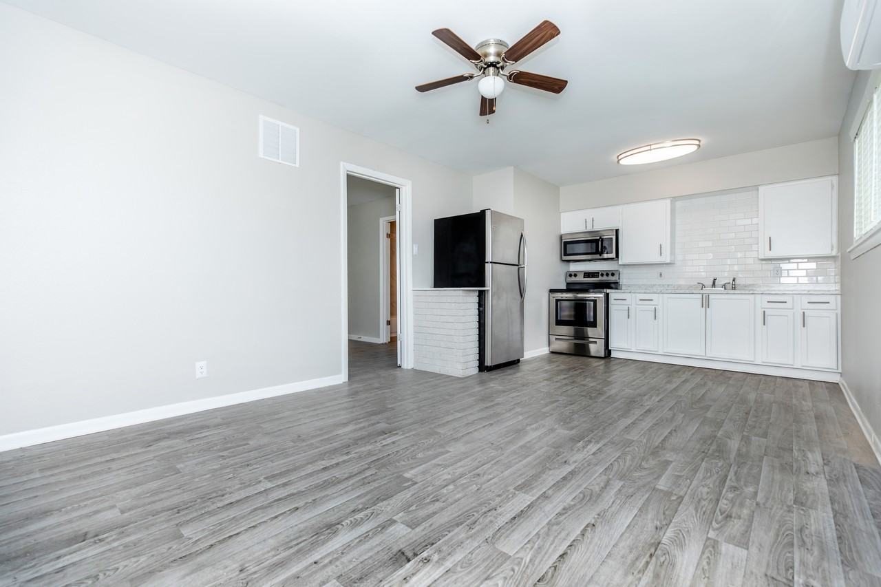 3200 3109 - 3200 Grider Circle #NA - Photo 3 of 21