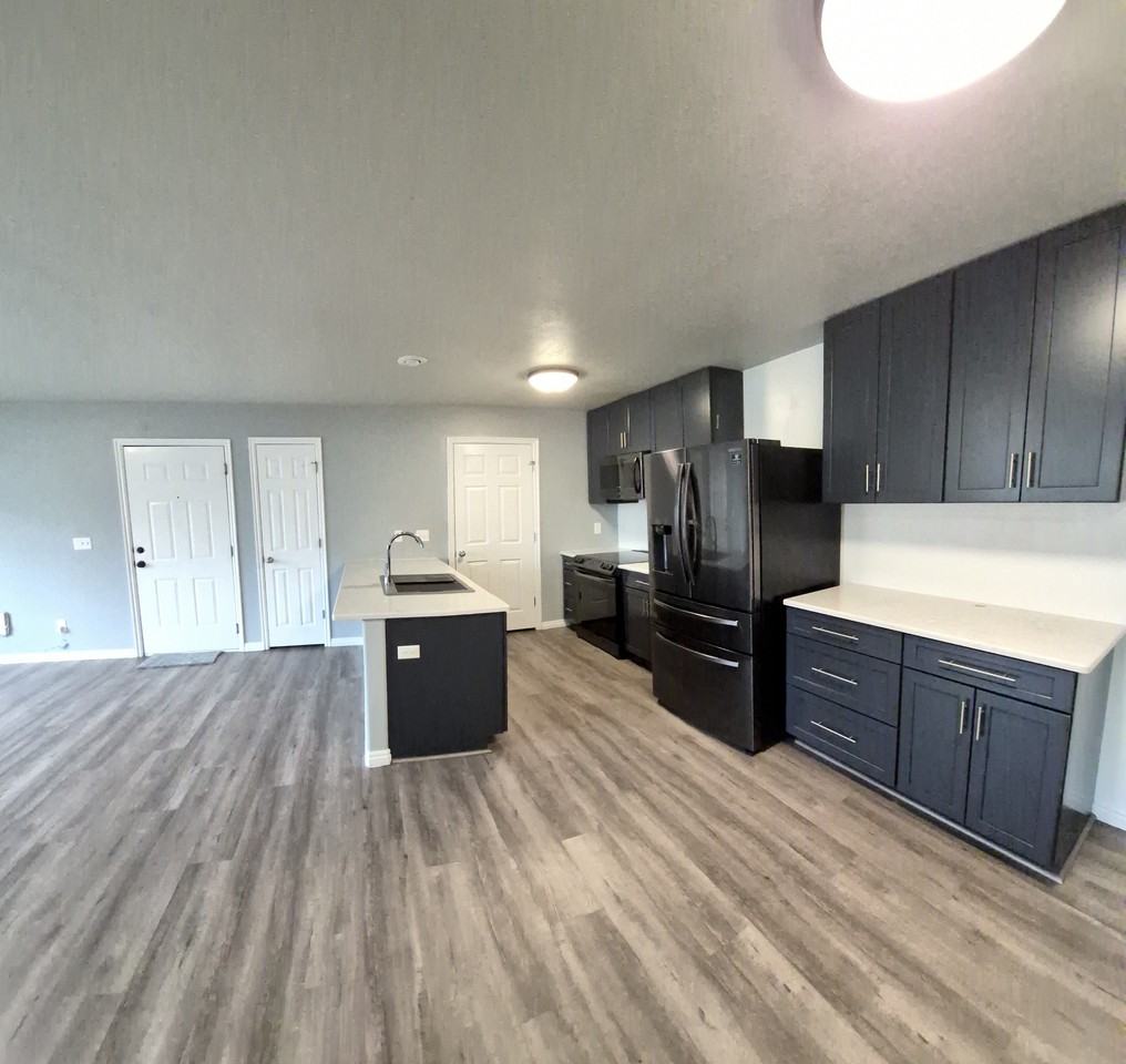 1765 W 1200 S #204 - Photo 6 of 27