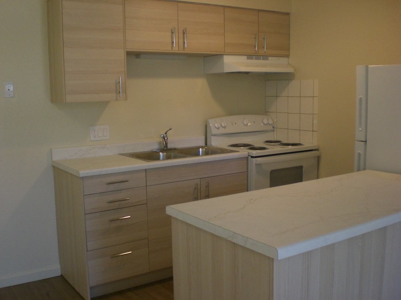 2323 Mcbride Ln #LOFT - Photo 2 of 10