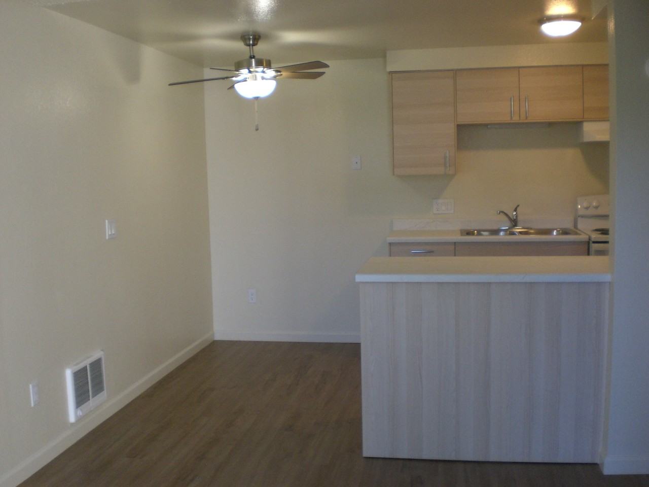 2323 Mcbride Ln #LOFT - Photo 4 of 10