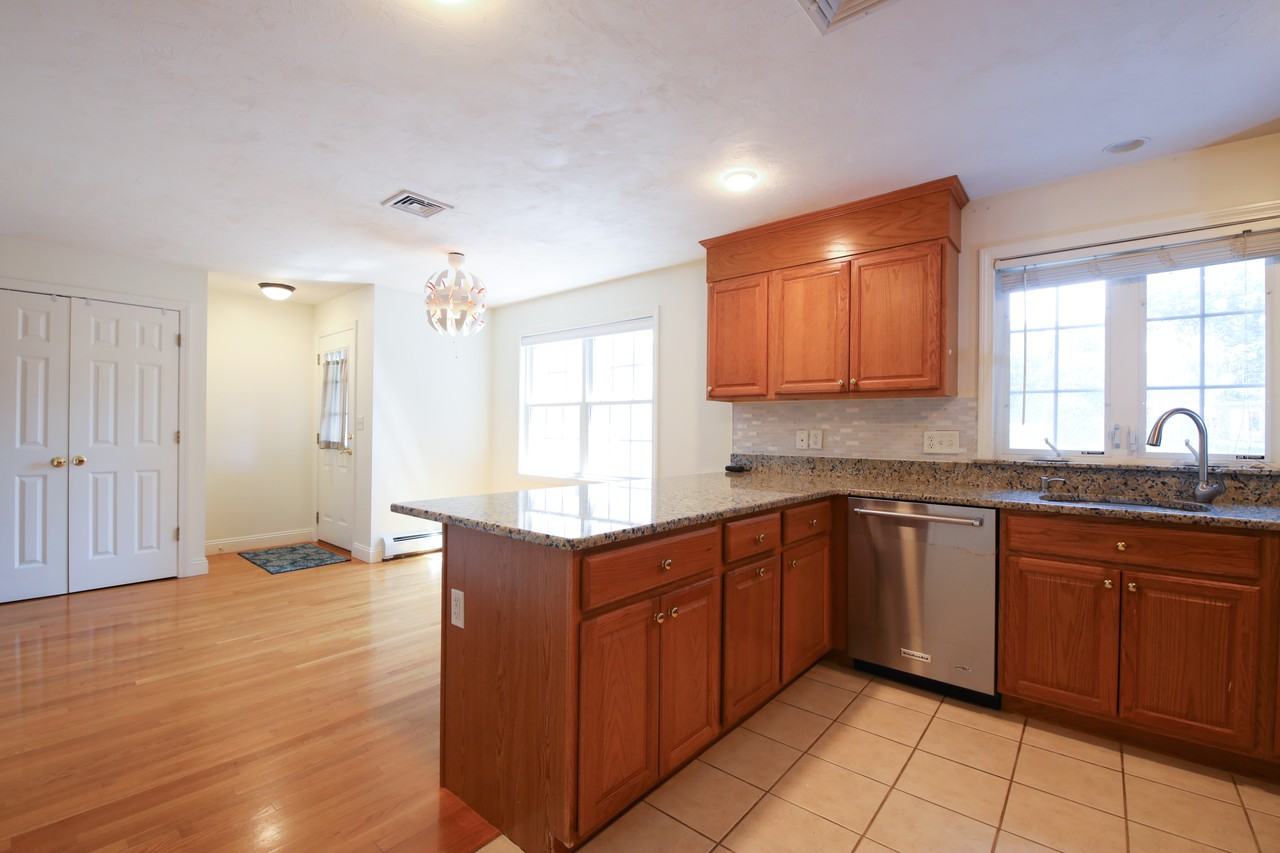 103 Speen St #A - Photo 3 of 23