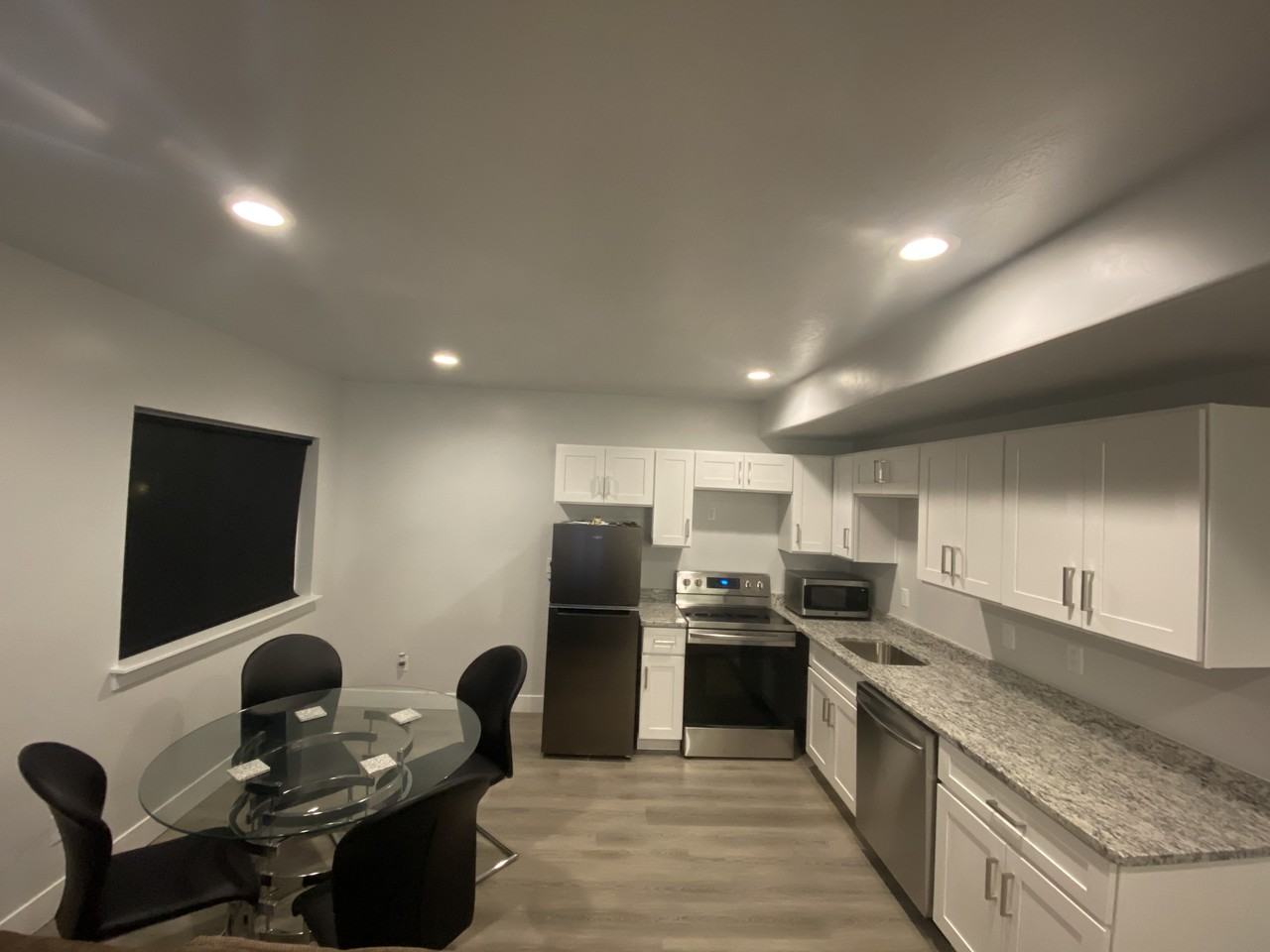 118 N Stone Gate Dr - Photo 2 of 12