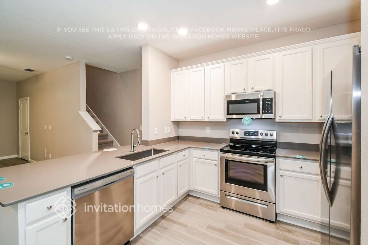 385 Cherry Ridge Dr - Photo 7 of 21