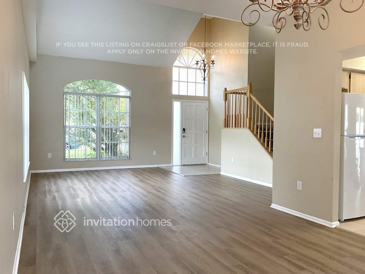 11320 Georgetown Cir - Photo 2 of 14