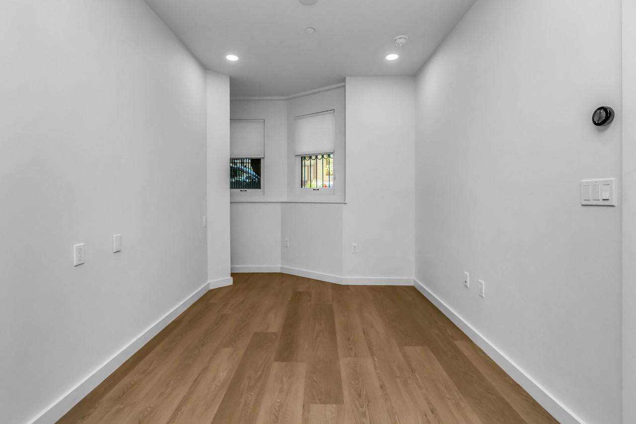 181 Bartlett - Photo 5 of 16