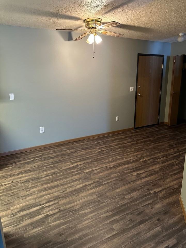 Brandy Center Apartments - Photo 3 of 15
