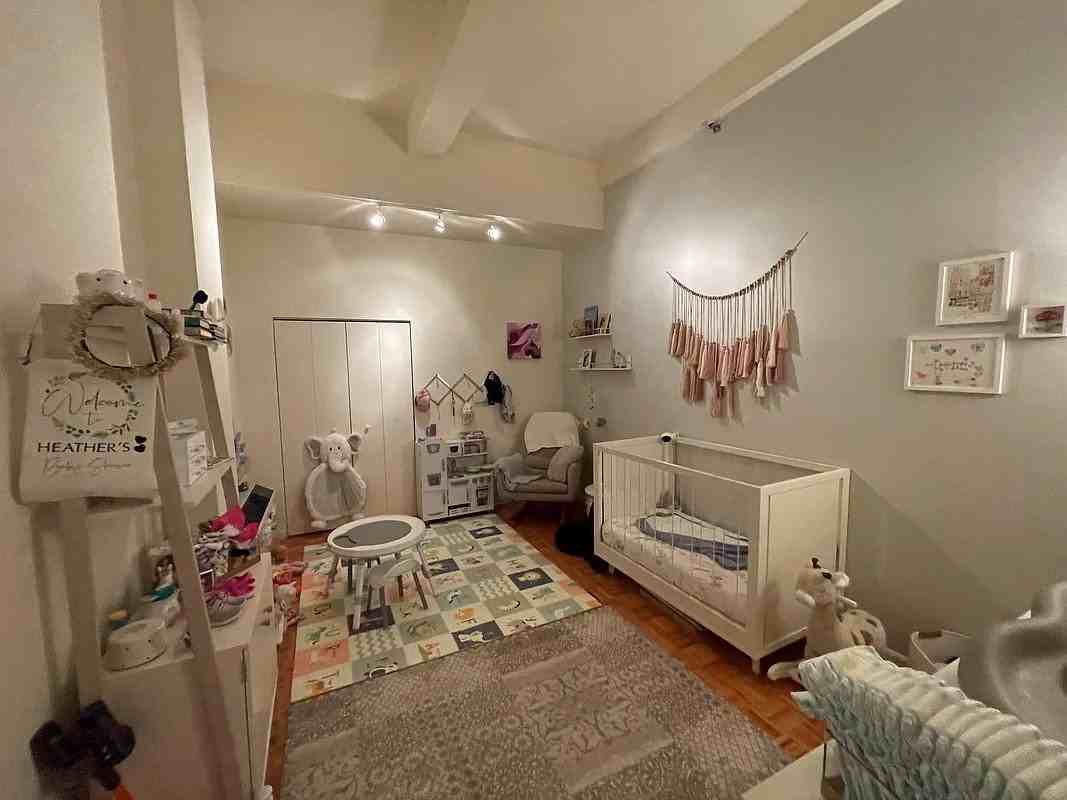 John St #4J - Photo 5 of 8