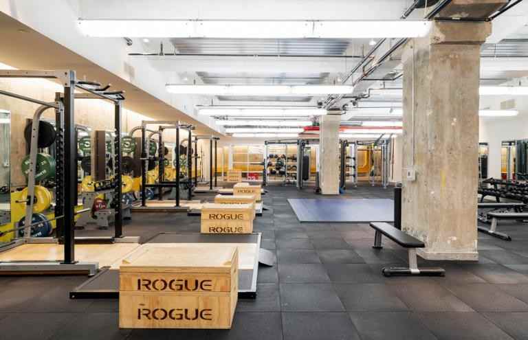 Pine St #1809 - Photo 5 of 9