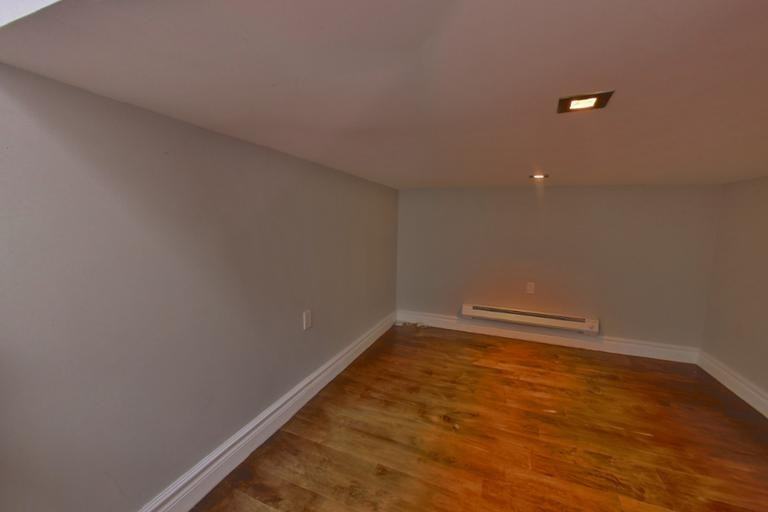 E 24th St #19 - Photo 3 of 8