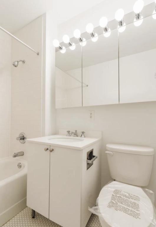 E 24th St #19 - Photo 7 of 8