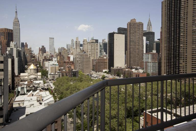 E 34th St #13D - Photo 4 of 11