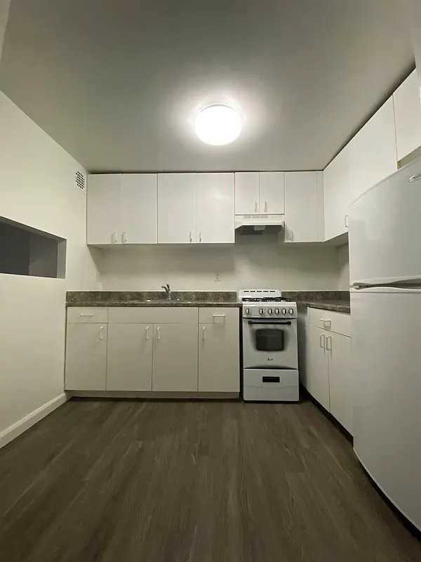 Fulton St #L01 - Photo 7 of 9