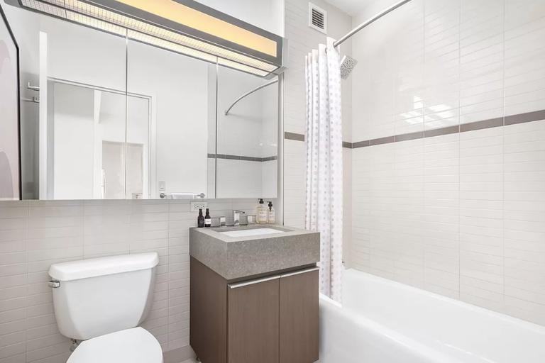 West St #2B - Photo 4 of 9