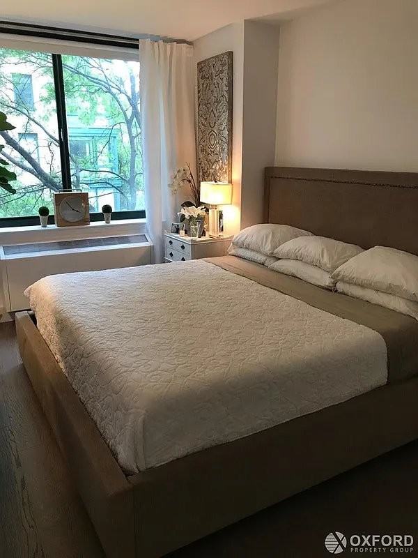 Battery Pl #418 - Photo 7 of 10