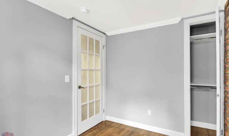 Mulberry St #4U - Photo 7 of 8