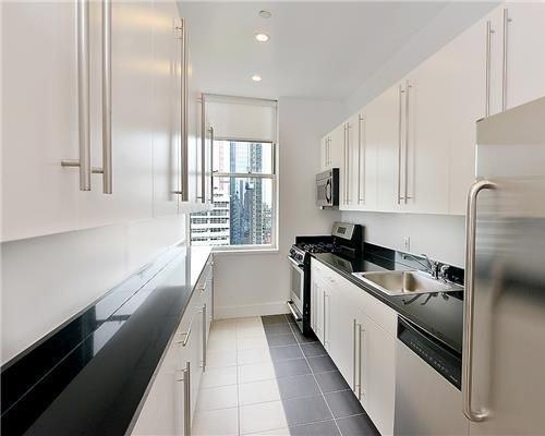 Park Pl #PH2 - Photo 3 of 12