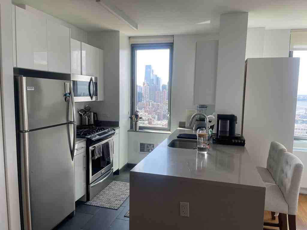 W 57th St #1807 - Photo 2 of 20