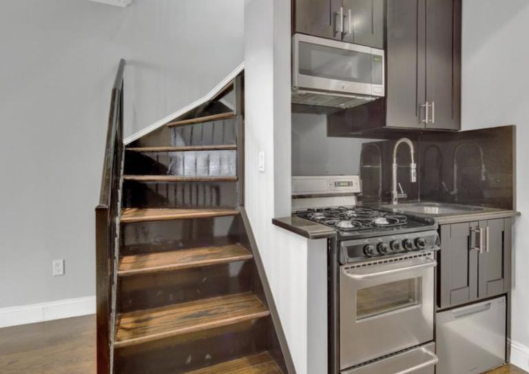 E 26th St #4D - Photo 2 of 9