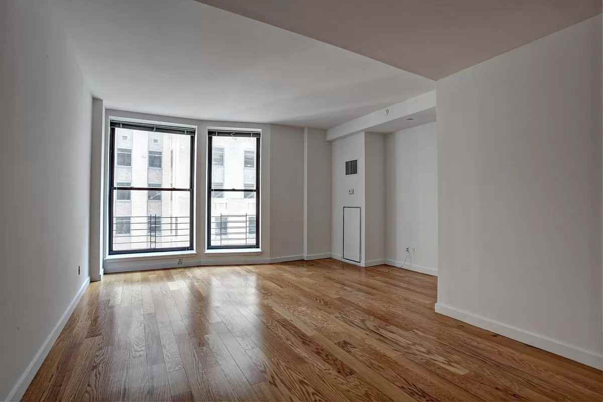 Gold St #2005 - Photo 4 of 15