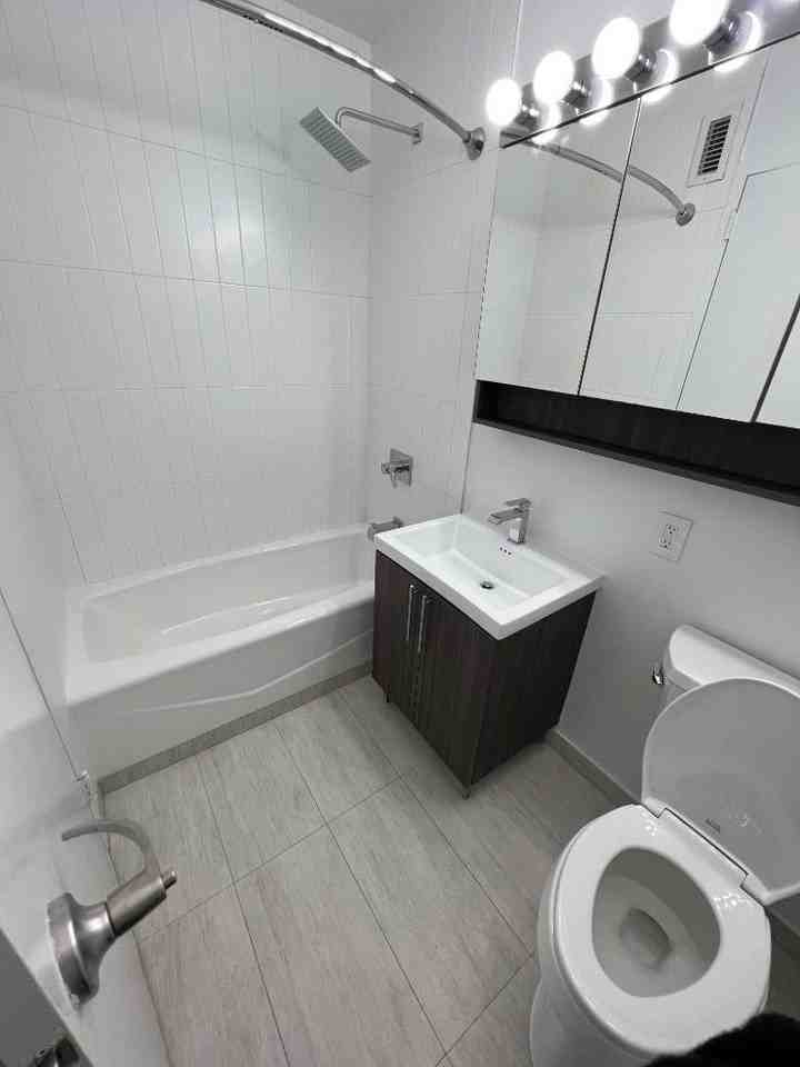 Water St #1613 - Photo 7 of 11