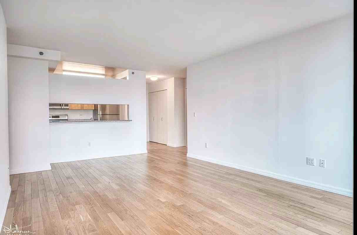 Gold St #2712 - Photo 3 of 16