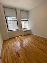 Maiden Ln #4E - Photo 1 of 1