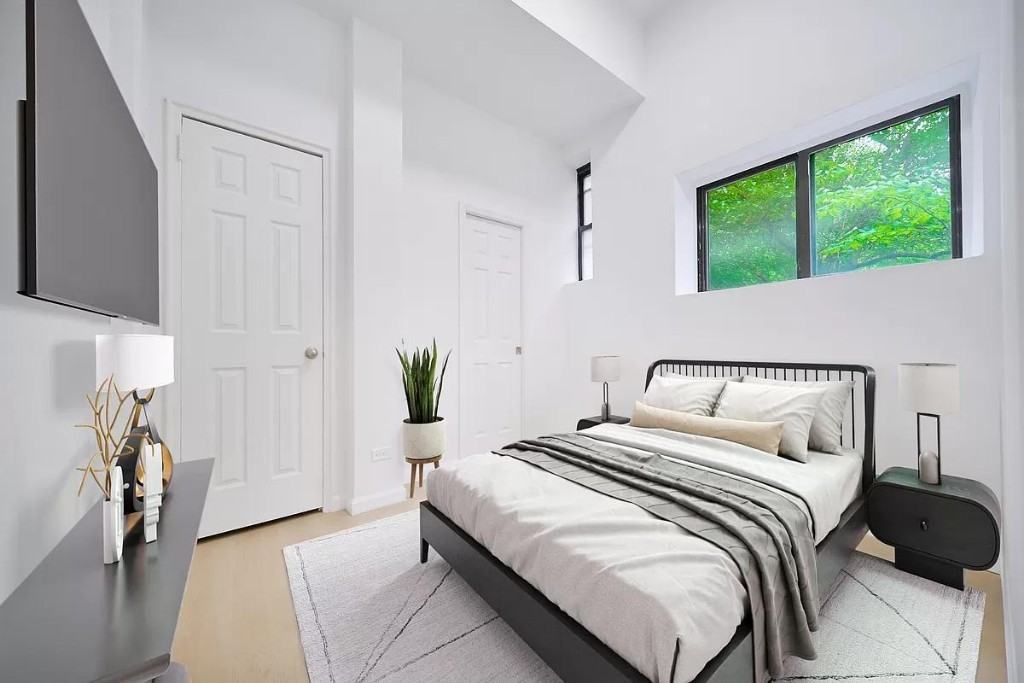 Norfolk St #2 - Photo 5 of 8