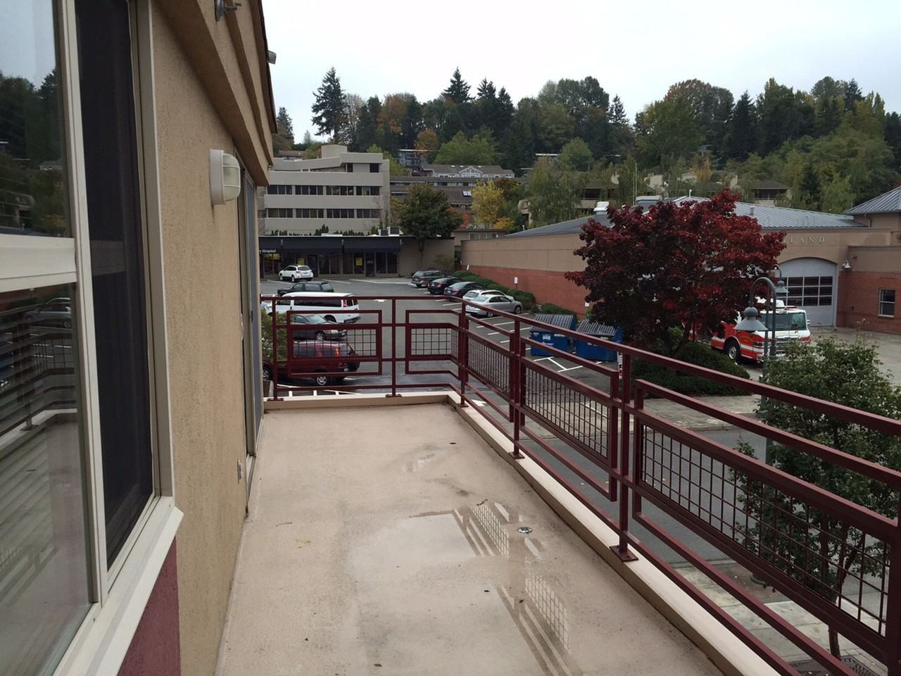 Downtown Mercer Island designed by Roger Newell - Photo 7 of 50