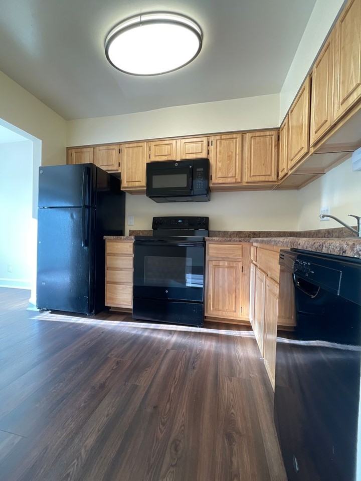 Northgate Apartments - Photo 3 of 13