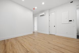 379 Hawthorne St #3B - Photo 1 of 1