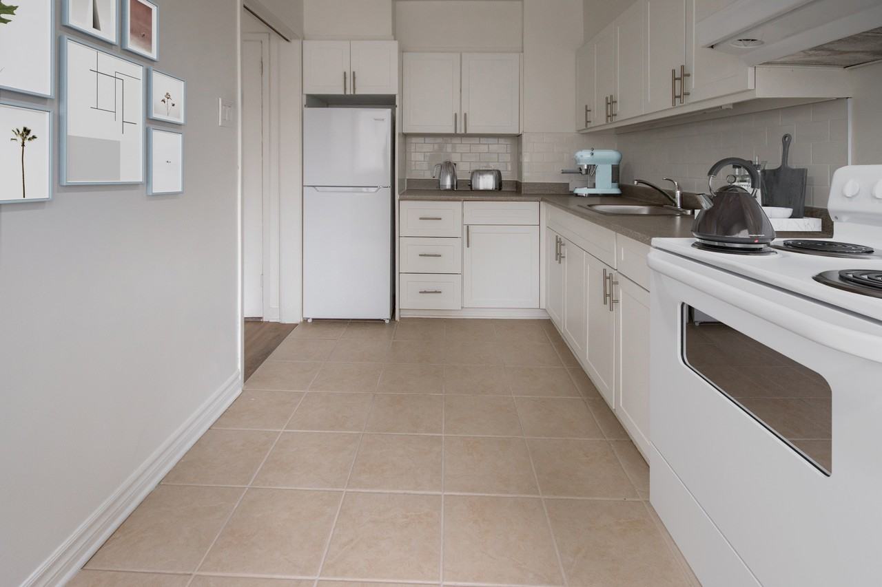 Juliana Apartments - Photo 4 of 8