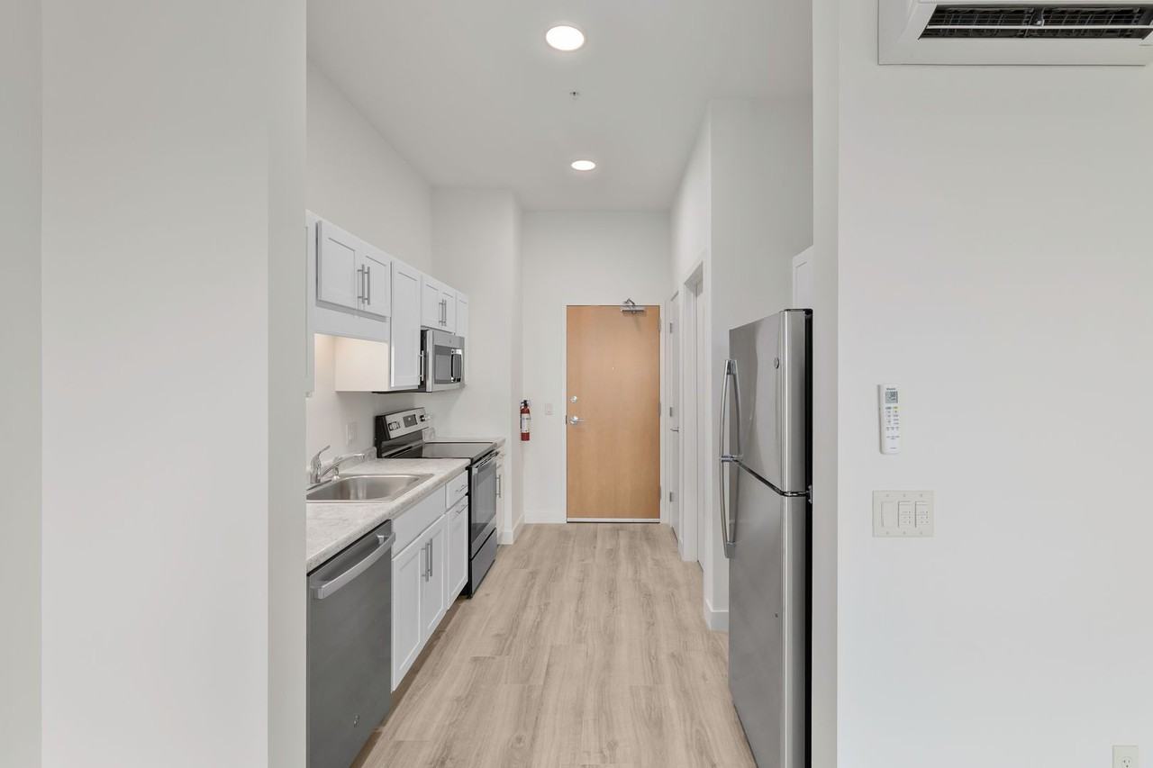 70 Cambrian Way - Photo 5 of 18