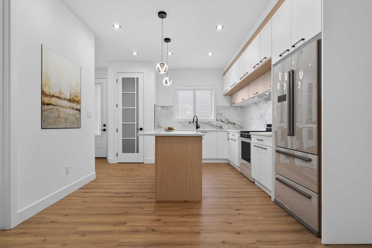 9232-9234 85th St Upper - Photo 4 of 18