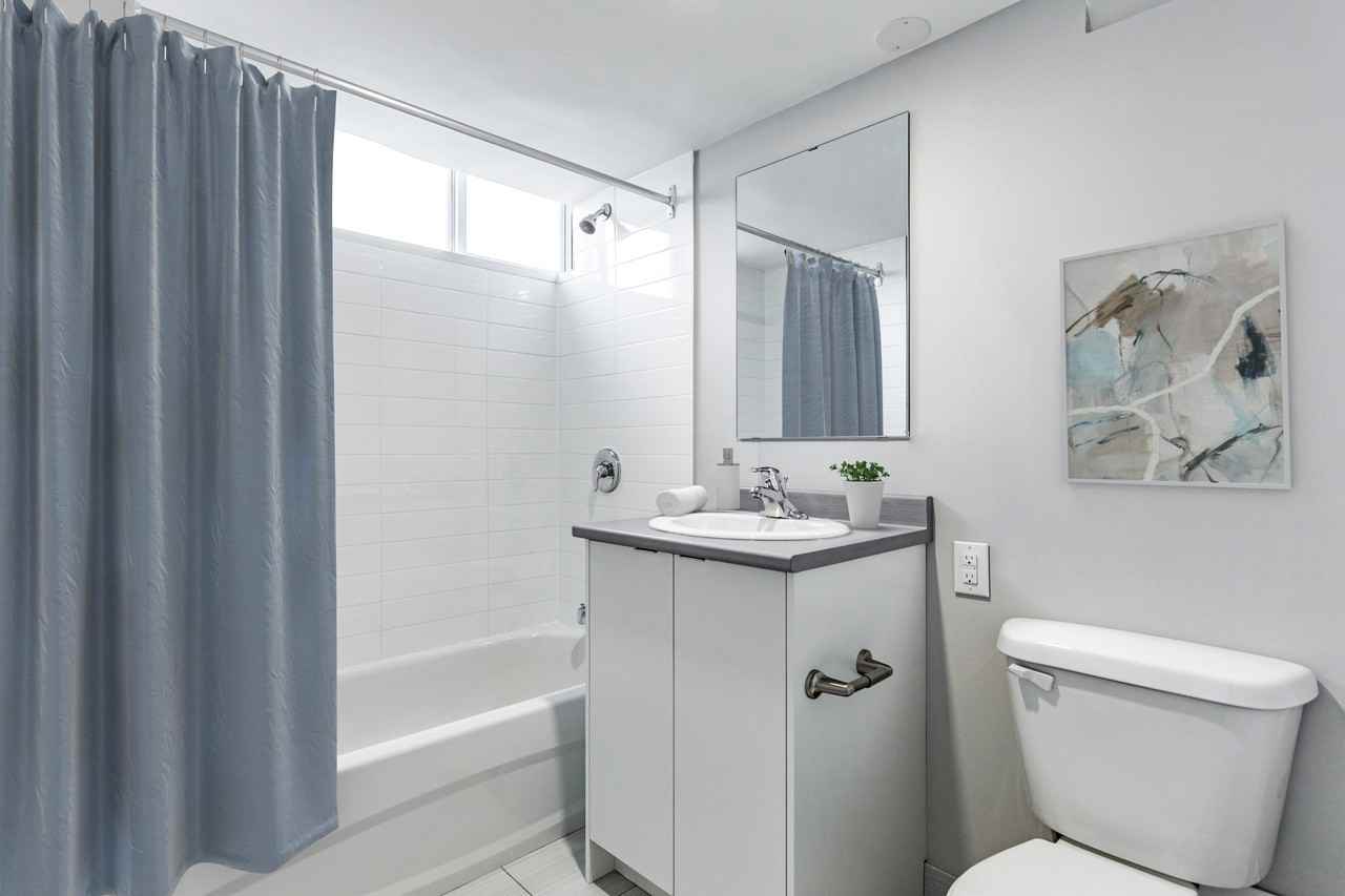 797 Jane Street - Photo 7 of 15