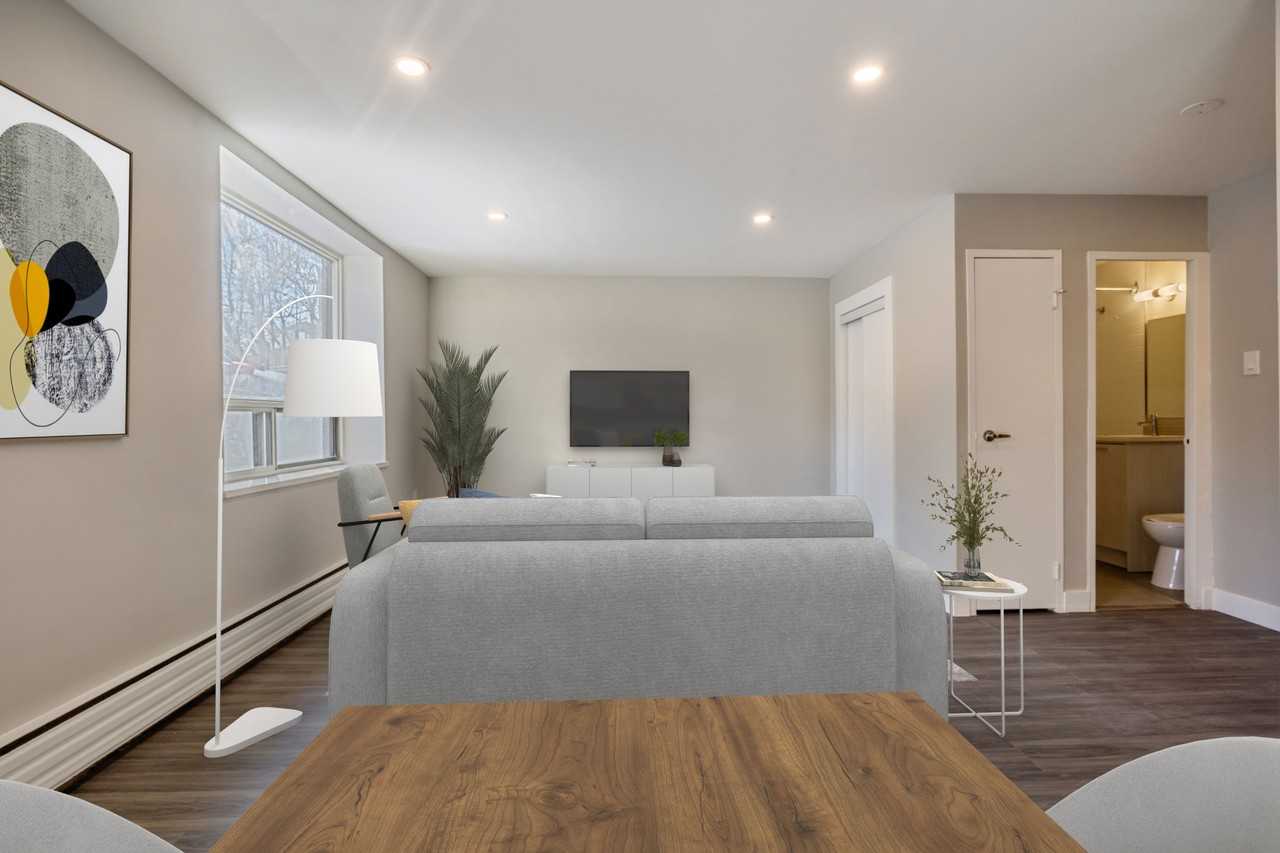 835 Roselawn - Photo 7 of 12