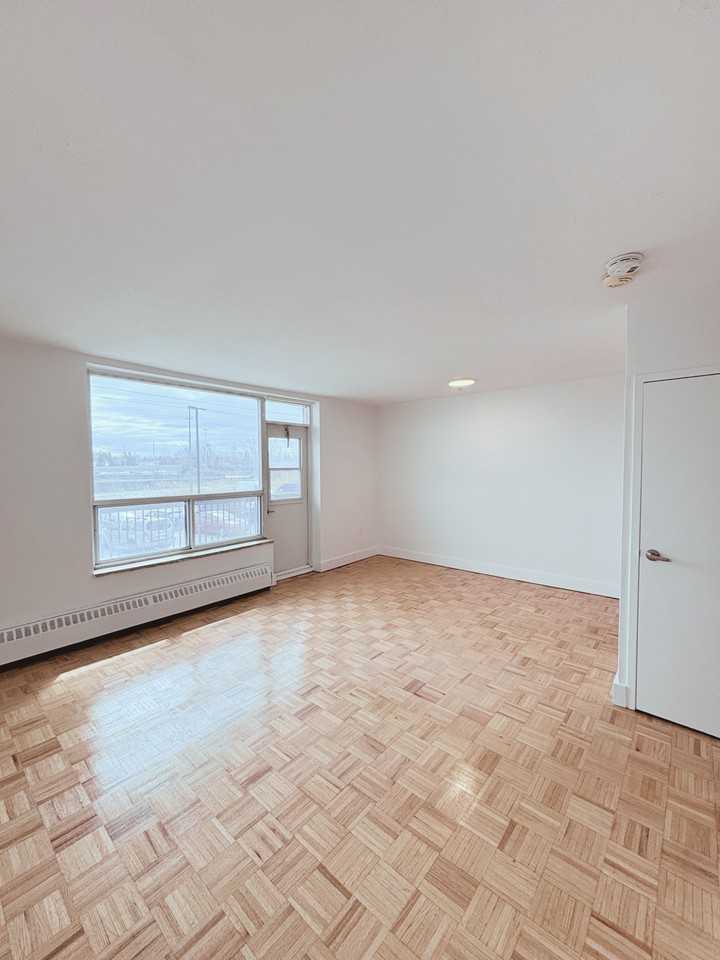 2070 Camilla Road - Photo 4 of 11