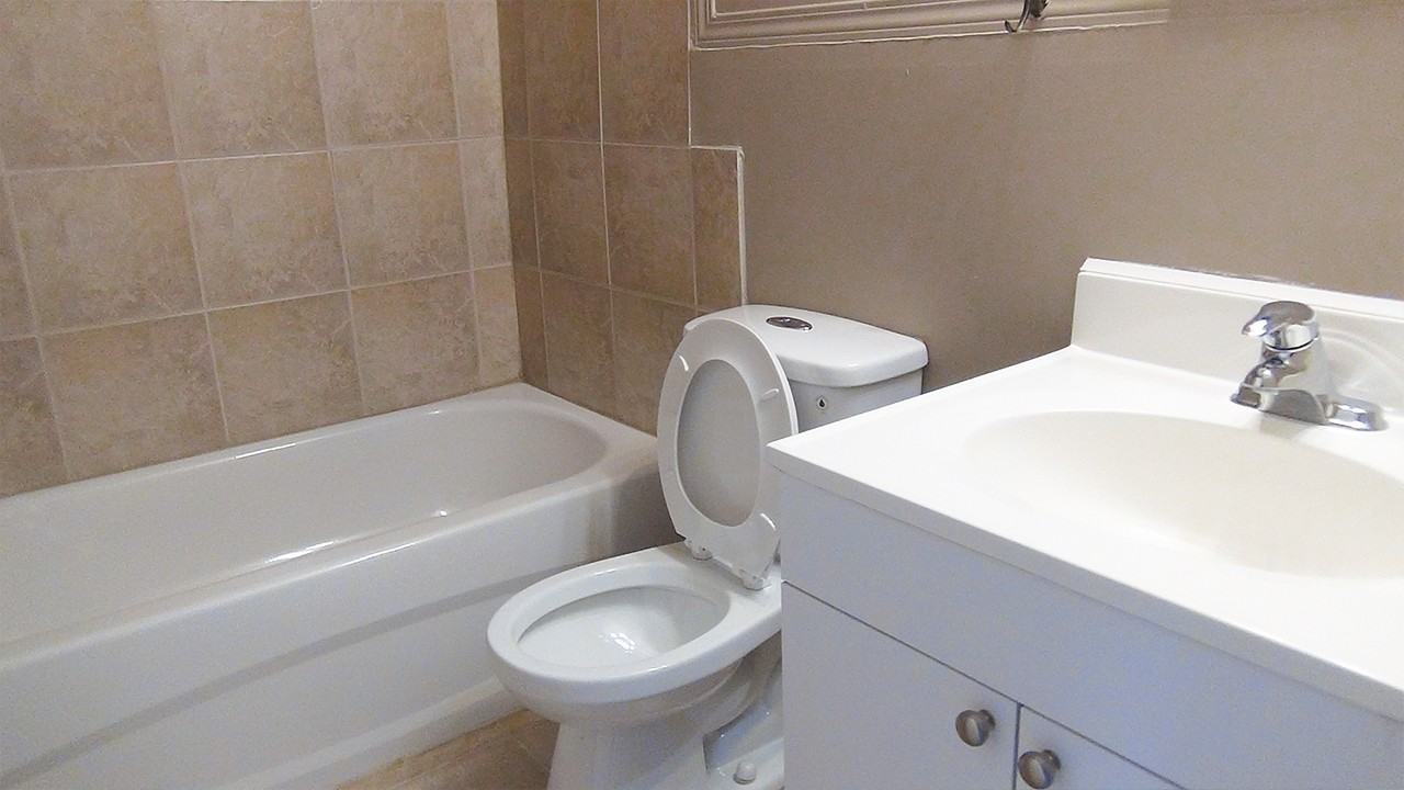 Norland House - Photo 6 of 7