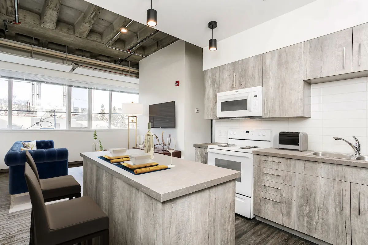 Kingsway Lofts & Apartments - Photo 5 of 16